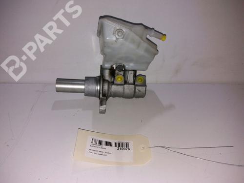 Used Brake master cylinder PEUGEOT 308 II (LB_, LP_, LW_, LH_, L3_) 1.2 THP 130 (131 hp) 9385621