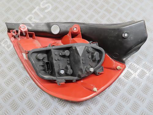 Used Left taillight RENAULT CLIO III (BR0/1, CR0/1) 1.5 dCi (BR17, CR17) (86 hp) 21049747