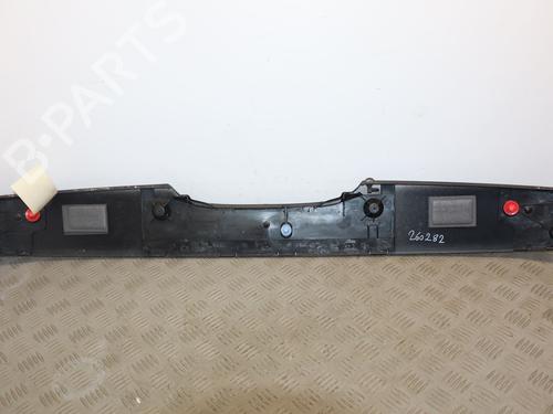 Used Rear spoiler Rear spoiler 38182723 38182723