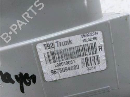 Right tailgate light PEUGEOT 308 SW II (LC_, LJ_, LR_, LX_, L4_) 1.6 HDi / BlueHDi 115 (LCBHXM, LCBHXT) | BP17782575C80 