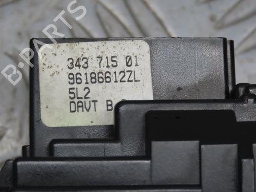 Steering column stalk PEUGEOT 607 (9D, 9U) 2.2 HDi | BP19578231I23 