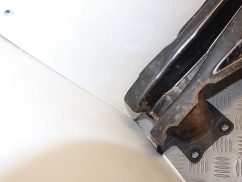 Used Rear bumper reinforcement Rear bumper reinforcement 37226395 37226395