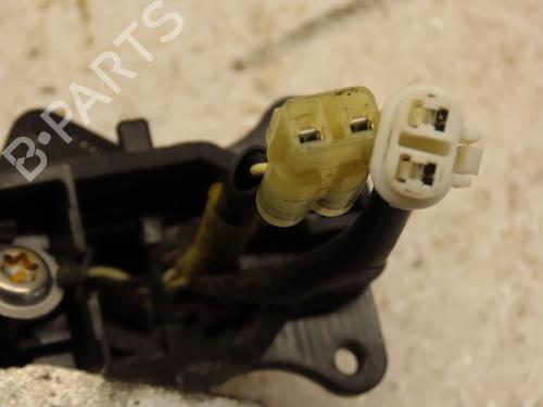 Used Front left exterior door handle SUZUKI SWIFT IV (FZ, NZ) 1.6 (AZG416, AZH416, RS416, ZC32S, ZA32S) (136 hp) 29442077