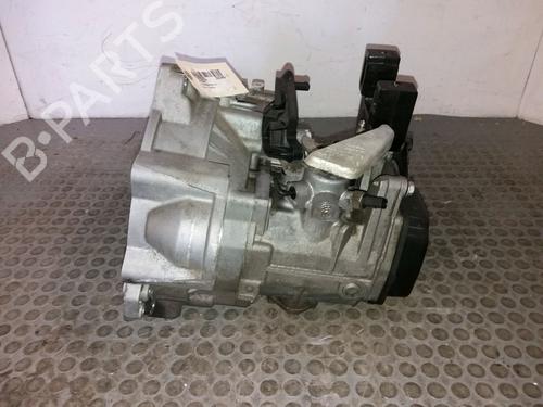 Gearbox VW POLO V (6R1, 6C1) 1.6 TDI | BP17777186M3 