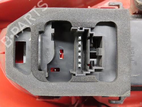 Højre baglygte RENAULT CLIO II (BB_, CB_) 1.2 16V (BB05, BB0W, BB11, BB27, BB2T, BB2U, BB2V, CB05,... (75 hp) 12207575