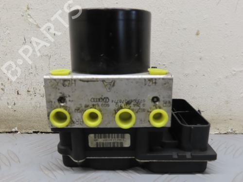 Used ABS pump VW POLO IV (9N_, 9A_) 1.4 TDI (80 hp) 10866601