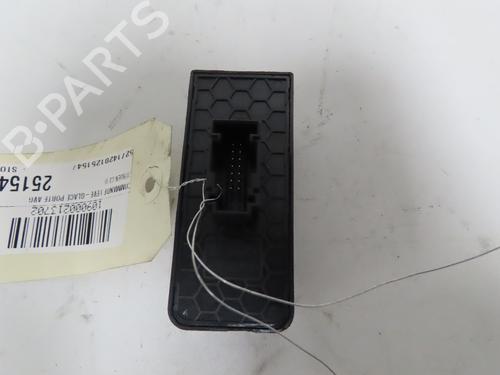 Used Left front window switch Left front window switch CITROËN C3 III Van (SX_, SY_) BlueHDi 100 (102 hp) 32277096 32277096