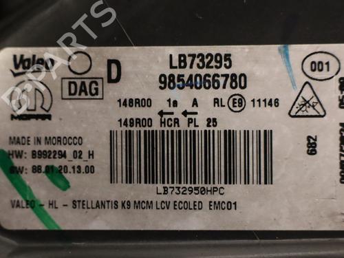 Lyskaster høyre Lyskaster høyre TOYOTA PROACE CITY VERSO MPV (BKY_) 1.2 VVT-i 110 (BKYN) (110 hp) 34498512 34498512