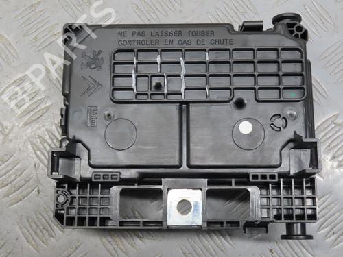Used Fuse box PEUGEOT 207 (WA_, WC_) 1.4 16V (95 hp) 27094947