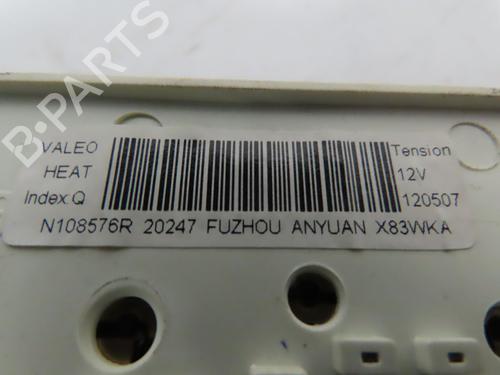 Used Climate control Climate control RENAULT TRAFIC II Van (FL) 2.0 dCi 115 (FL01, FL0U, FL00, FL0H, FL0M) (114 hp) 33835500 33835500