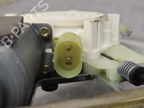 Front right window mechanism BMW 5 (E39) 525 i | BP22524996C23