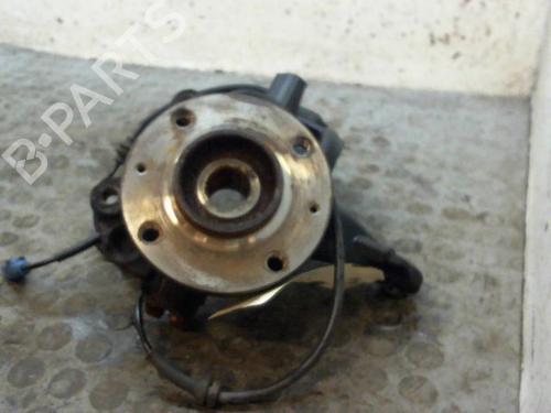 Used Right front steering knuckle PEUGEOT 208 I (CA_, CC_) 1.6 HDi / BlueHDi 75 (75 hp) 14883921