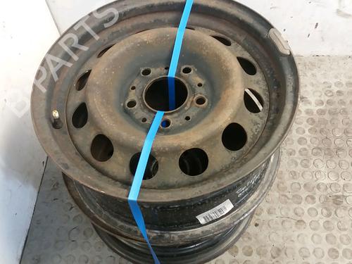 Used Rim BMW 3 (E46) 316 i (105 hp) 9383236
