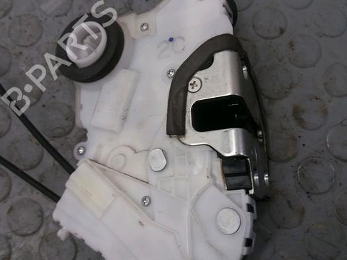 Used Front right lock TOYOTA YARIS (_P9_) 1.0 VVT-i (KSP90_, KSP90R) (69 hp) 9387368