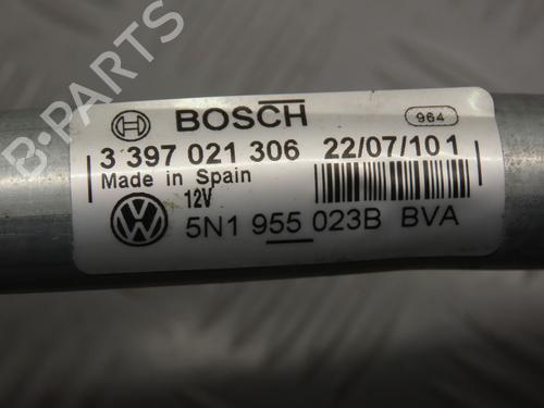 Scheibenwischergestänge vorne für VW TIGUAN (5N_) 2.0 TDI (140 hp) 31865442