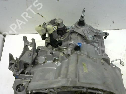 Used Gearbox Gearbox RENAULT SCÉNIC II (JM0/1_) 1.9 dCi (JM0G, JM12, JM1G, JM2C) (120 hp) 9374317 9374317