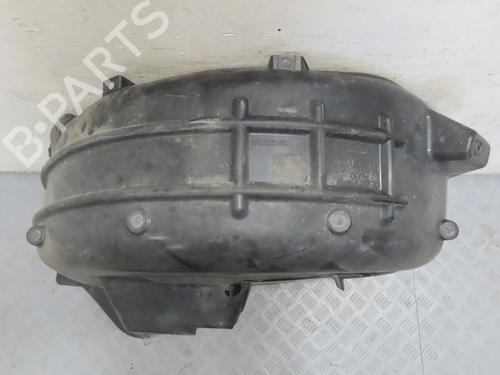 Used Wheel arch PEUGEOT 3008 II SUV (MC_, MR_, MJ_, M4_) 1.2 THP/ PureTech 130 (MRHNSM, MRHNSU, MRHNSJ, MRHNYW,... (131 hp) 25885729