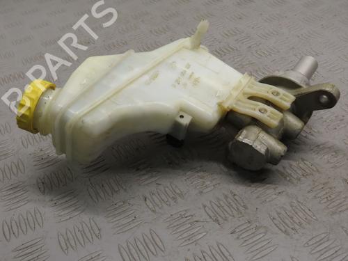Used Brake master cylinder PEUGEOT BIPPER (AA_) 1.3 HDi 75 (75 hp) 9376859