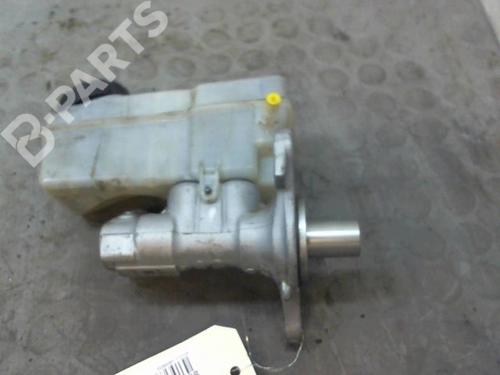 Used Brake master cylinder RENAULT CLIO IV (BH_) 1.5 dCi 90 (90 hp) 9379500