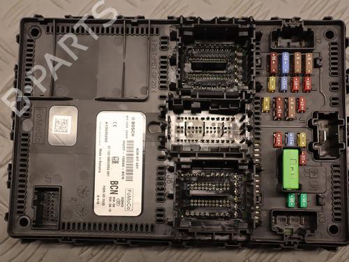 Used Fuse box Fuse box FORD FIESTA VII (HJ, HF) 1.0 EcoBoost (101 hp) 33679761 33679761