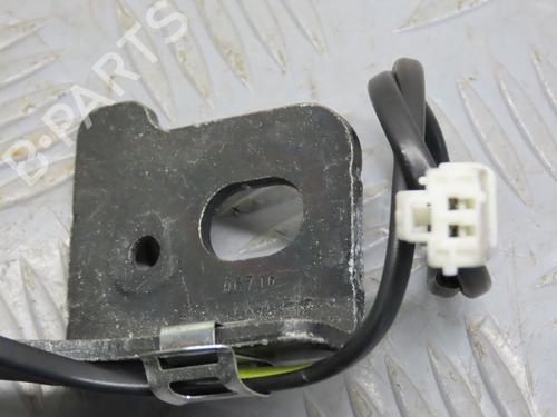 Used Seat buckle PEUGEOT 308 SW II (LC_, LJ_, LR_, LX_, L4_) 1.6 BlueHDi 100 (99 hp) 25040640