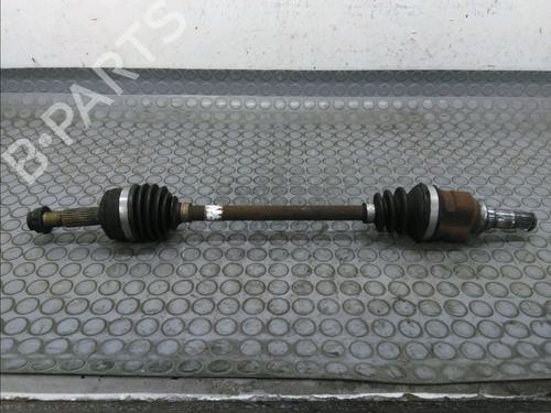 Used Left front driveshaft Left front driveshaft PEUGEOT 107 (PM_, PN_) 1.0 (68 hp) 17777349 17777349