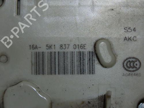 Høyre foran lås VW GOLF VII (5G1, BQ1, BE1, BE2) 1.4 TSI (150 hp) 29986699