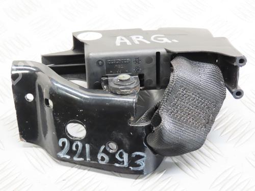 Used Seat buckle RENAULT CLIO III (BR0/1, CR0/1) 1.5 dCi (BR17, CR17) (86 hp) 18543465