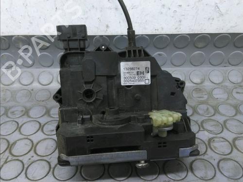 Front right lock OPEL CORSA D (S07) 1.3 CDTI (L08, L68) | BP17781382C97 