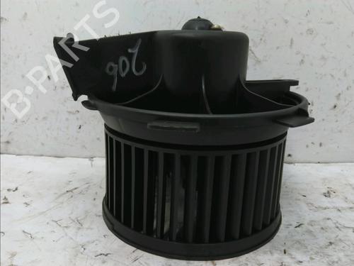 Used Heater blower motor PEUGEOT 206 Hatchback (2A/C) 1.1 i (60 hp) 17777035