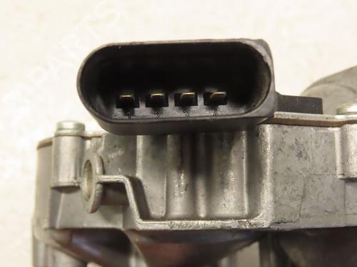 Used Front wiper motor OPEL ZAFIRA / ZAFIRA FAMILY B (A05) 1.9 CDTI (M75) (100 hp) 9387657