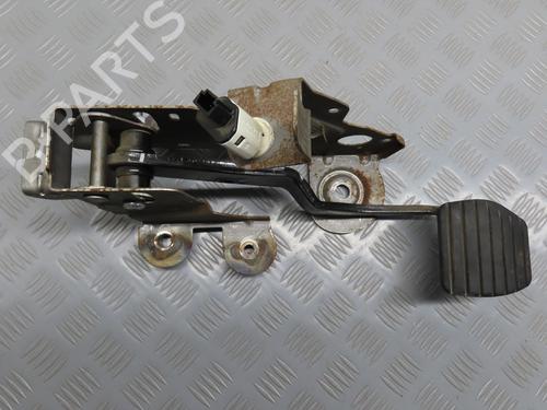 Clutch pedal RENAULT FLUENCE (L3_) 1.5 dCi (L30A) | BP21008371I13 