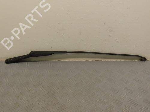 Used Front windshield wiper arm RENAULT TRAFIC II Van (FL) 2.5 dCi 135 (FL0D) (135 hp) 18205169
