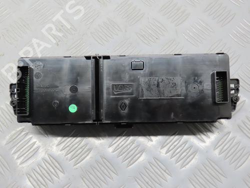 Climate control RENAULT SCÉNIC III (JZ0/1_) 1.9 dCi (JZ0J, JZ1J, JZ1K, JZ1S) | BP17779556I5 