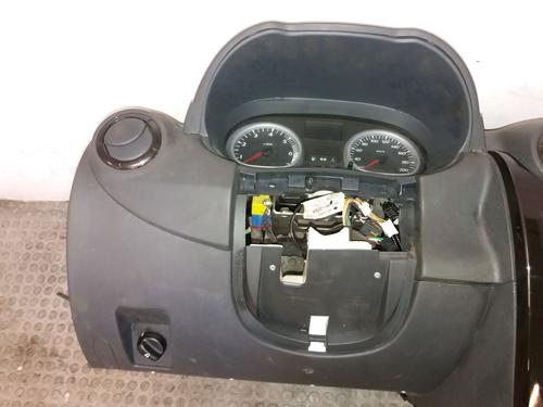 Salpicadero DACIA DUSTER (HS_) 1.5 dCi 4x4 (HSMC, HSMD) (110 hp) 17779797