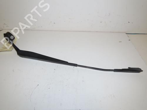 Used Front windshield wiper arm Front windshield wiper arm FORD MONDEO V Saloon (CD) 2.0 Hybrid (190 hp) 33632368 33632368