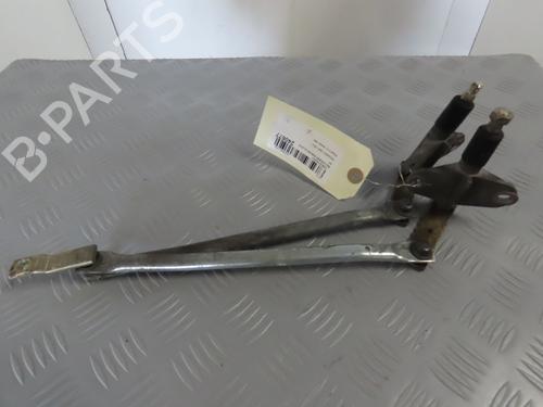 Used Front wipers mechanism Front wipers mechanism PEUGEOT 205 II (20A/C) 1.7 Diesel (60 hp) 18477122 18477122