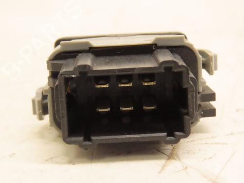 Used Switch RENAULT CLIO III (BR0/1, CR0/1) 1.5 dCi (75 hp) 30404357