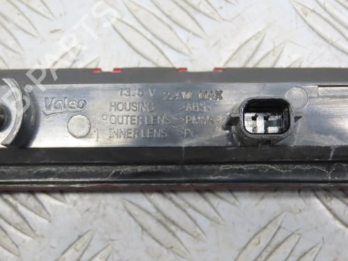 Used Third brake light RENAULT CAPTUR I (J5_, H5_) 1.5 dCi 90 (J5N4, J5M5, J5MW, J5M6, J5AL, J5AJ) (90 hp) 24378653