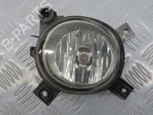 right-front-fog-light-audi-a4-b7-avant-8ed-20-tdi-8e0941700b-2004-2005-2006-2007-2008-17782278 main image