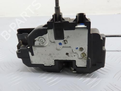 Used Front right lock NISSAN MICRA III (K12) 1.2 16V (65 hp) 17781374