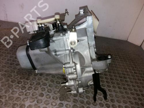 Used Gearbox PEUGEOT 208 I (CA_, CC_) 1.2 VTI 82 (82 hp) 9385104