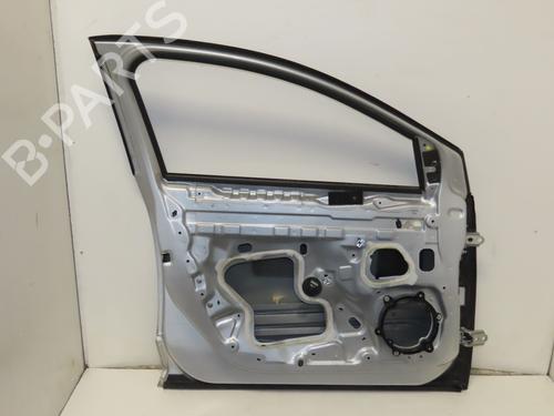 dr-venstre-fortil-renault-megane-iv-hatchback-b9amn_-2015-36366881 main image