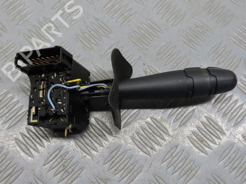 Used Headlight switch RENAULT CLIO II (BB_, CB_) 1.5 dCi (B/C2J) (68 hp) 9383835