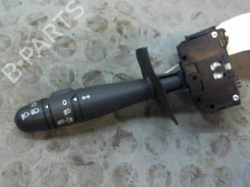 Used Headlight switch RENAULT CLIO II (BB_, CB_) 1.6 16V (BB01, BB0H, BB0T, BB14, BB1D, BB1R, BB2KL, BB3G... (107 hp) 9379849