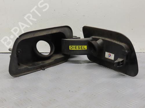 fuel-flap-citroen-c4-grand-picasso-ii-da_-de_-2013-31275883 main image