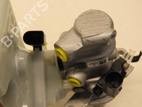 Used Brake master cylinder SEAT LEON ST (5F8) 1.5 TSI (150 hp) 30047911
