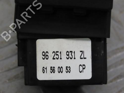Headlight switch PEUGEOT 106 II (1A_, 1C_) 1.1 i | BP17779564I24 