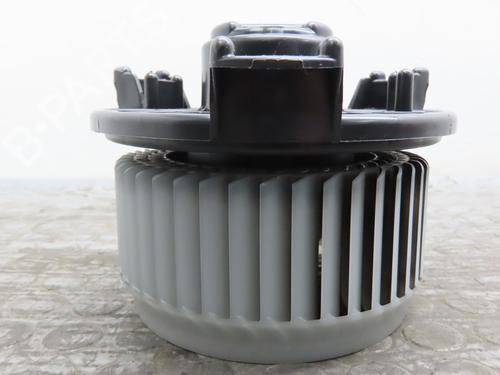 heater-blower-motor-suzuki-swift-iii-mz-ez-13-rs413-zc11s-7415062ja0-2005-17777125 main image