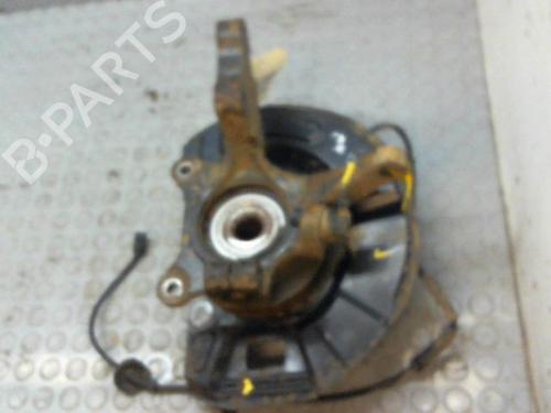 Left front steering knuckle HYUNDAI SANTA FÉ I (SM) 2.0 CRDi 4x4 | BP14883791M25 